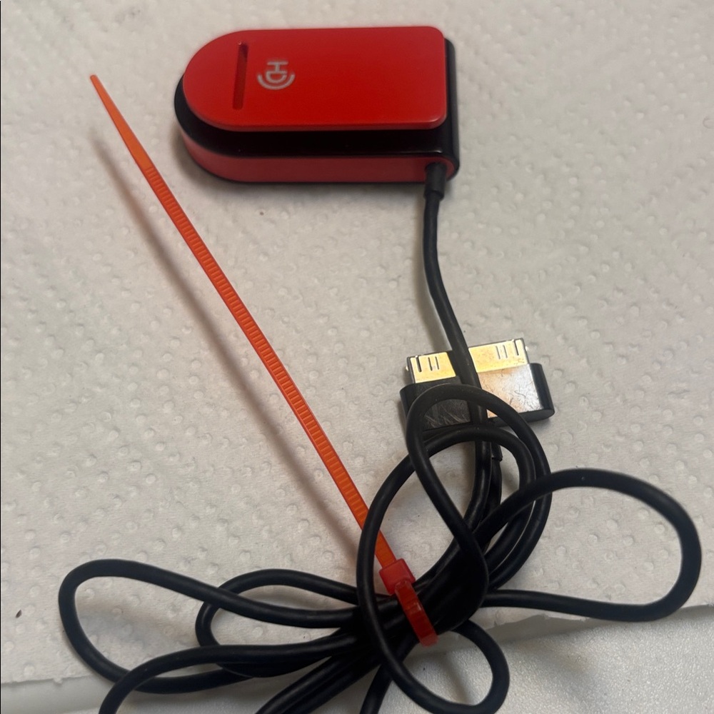 Gigaware Black and Red Media Player - Picture 2 of 3